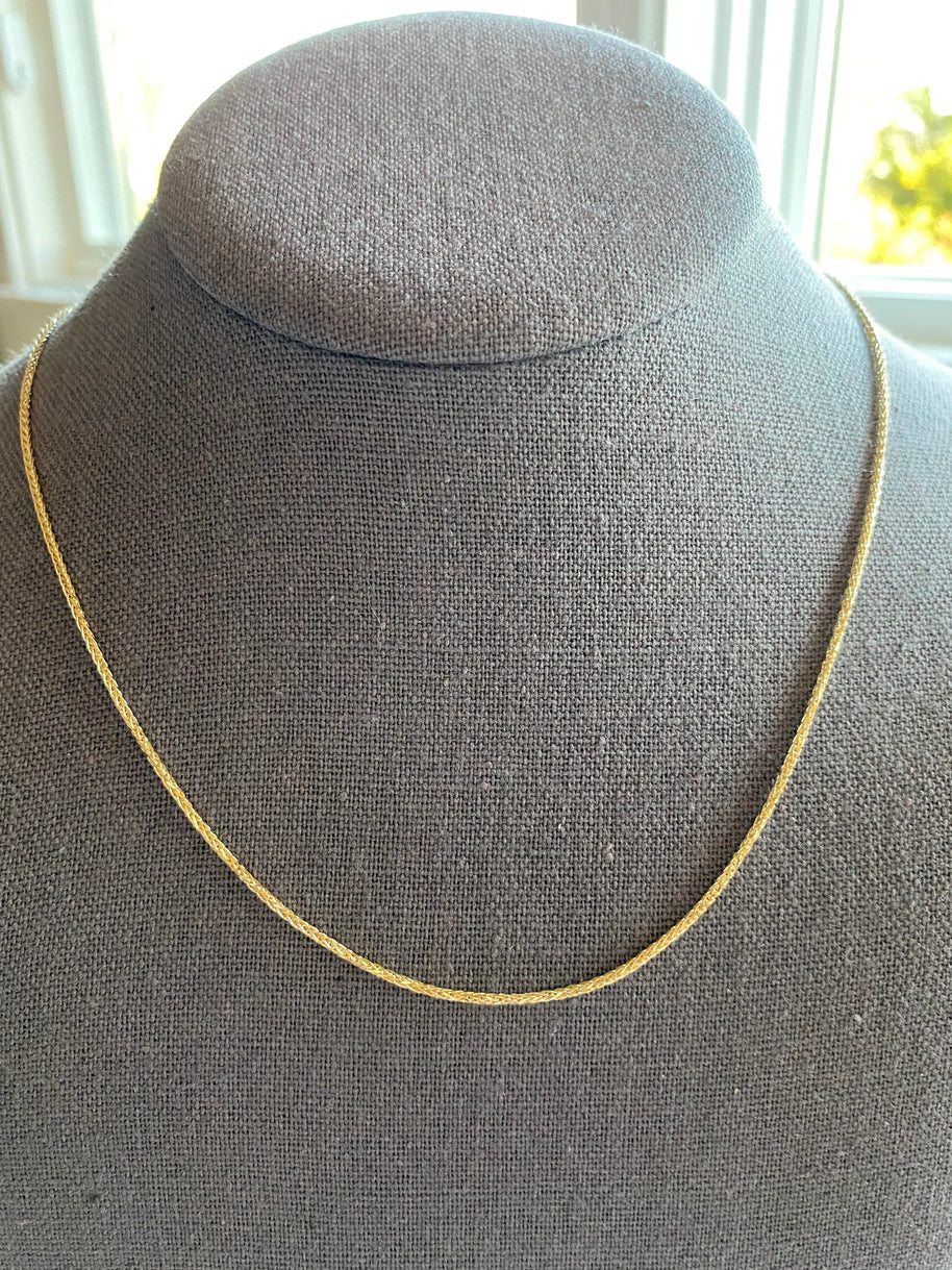 1.5mm 14K Yellow Gold Diamond-Cut Round Wheat Chain